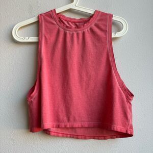 Lululemon Cut Back Crop Tank Pink Red Sleeveless Muscle Tank Size 4/6 Lightweigh